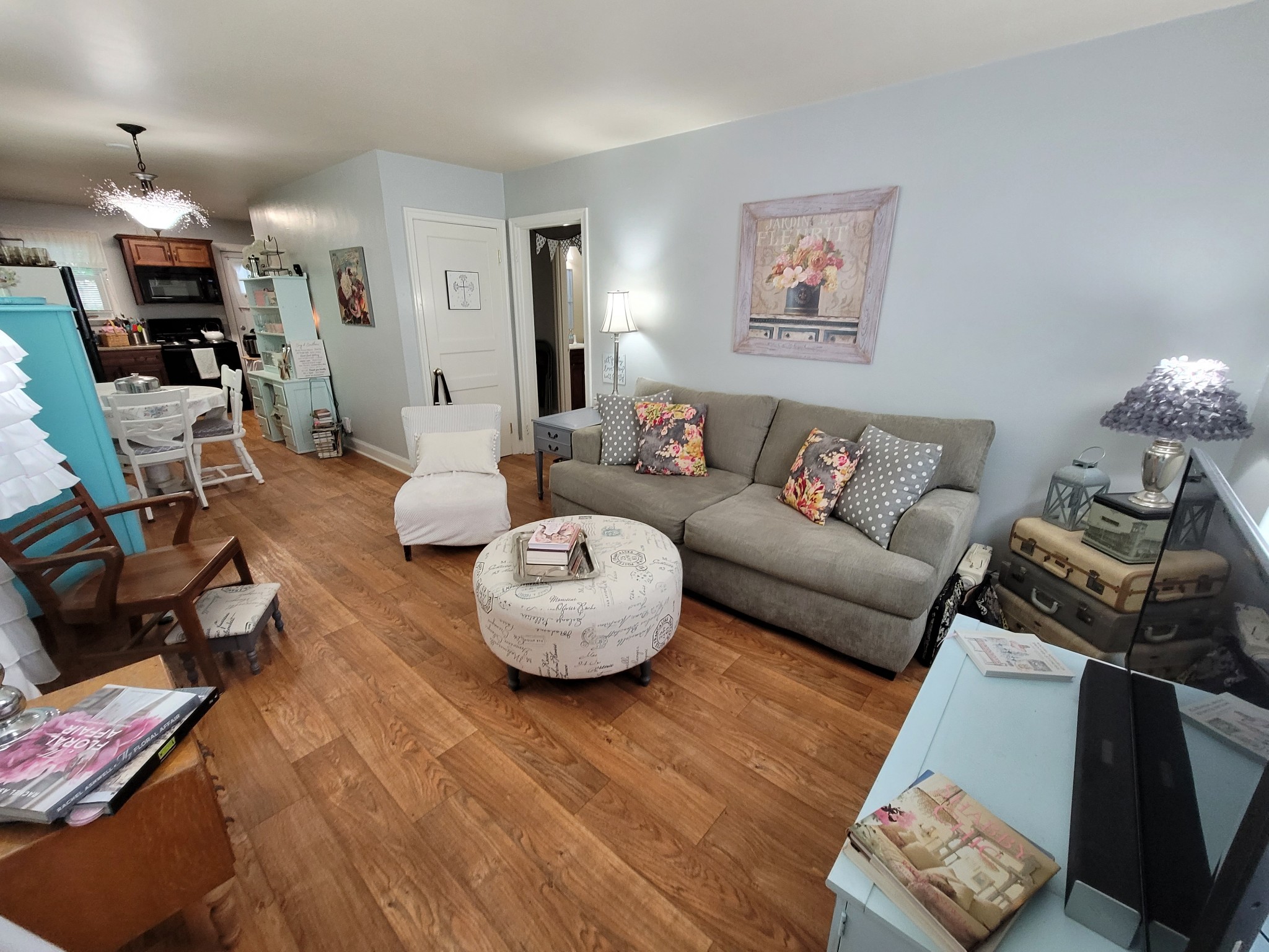 1306 Venus Dr