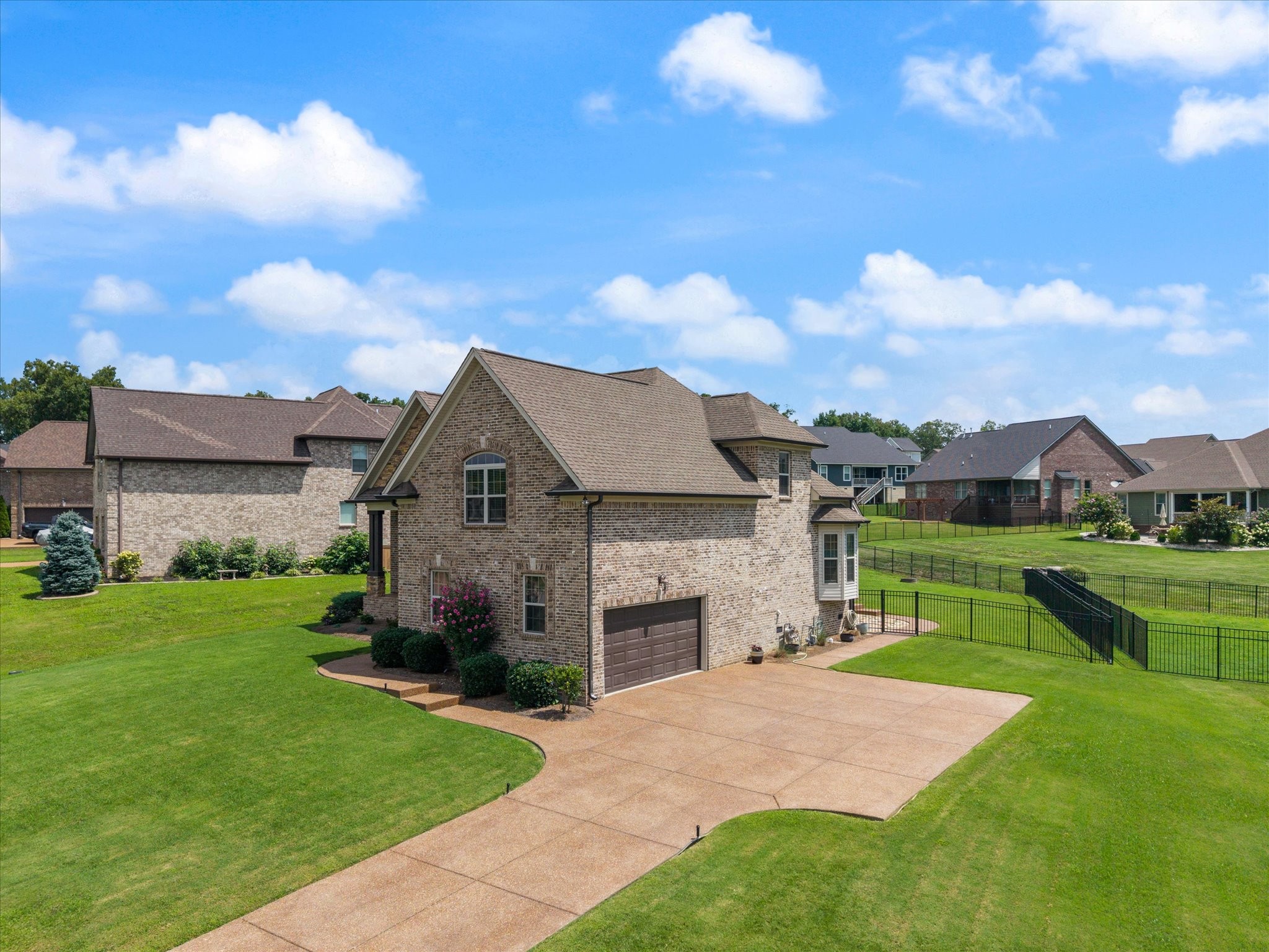 831 Manner Ln