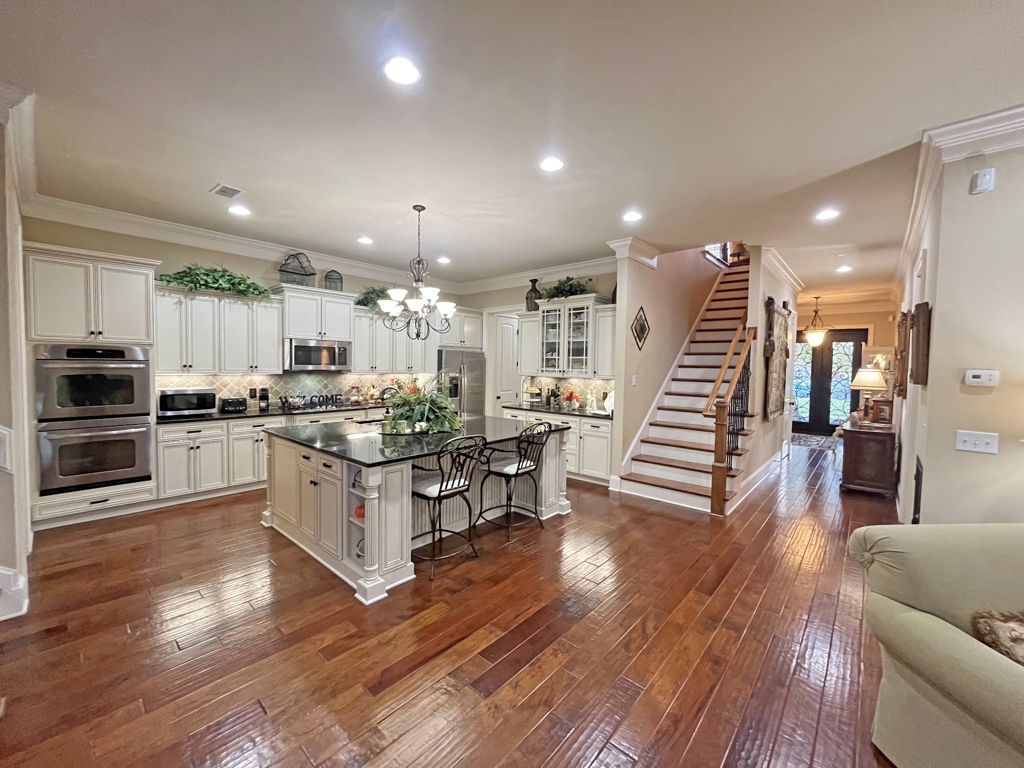 1652 Kelvington Blvd