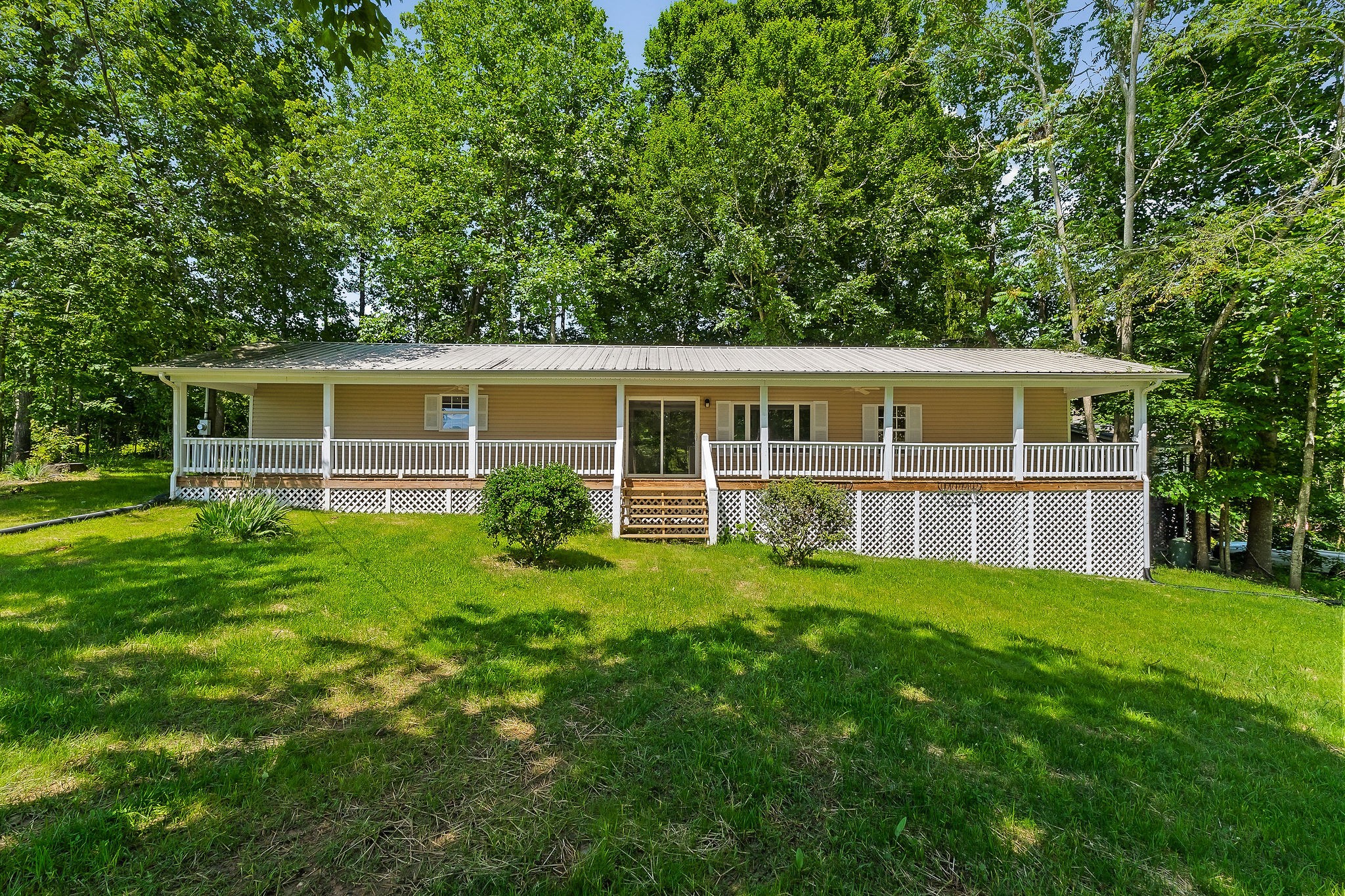 1007 Eastridge Dr