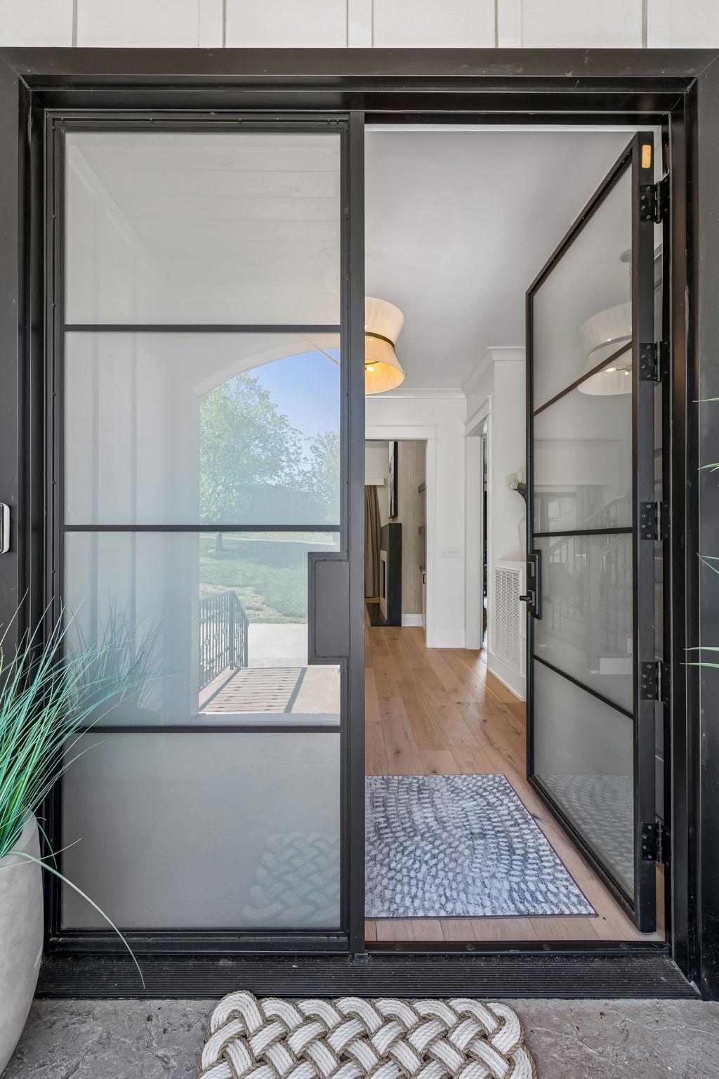 112 Sterling Rd