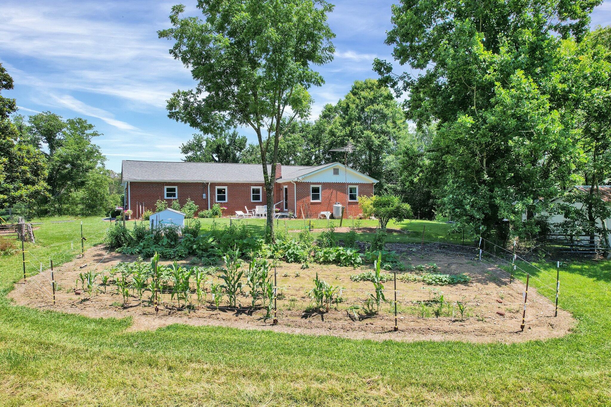 6460 Dalton Pike, SE