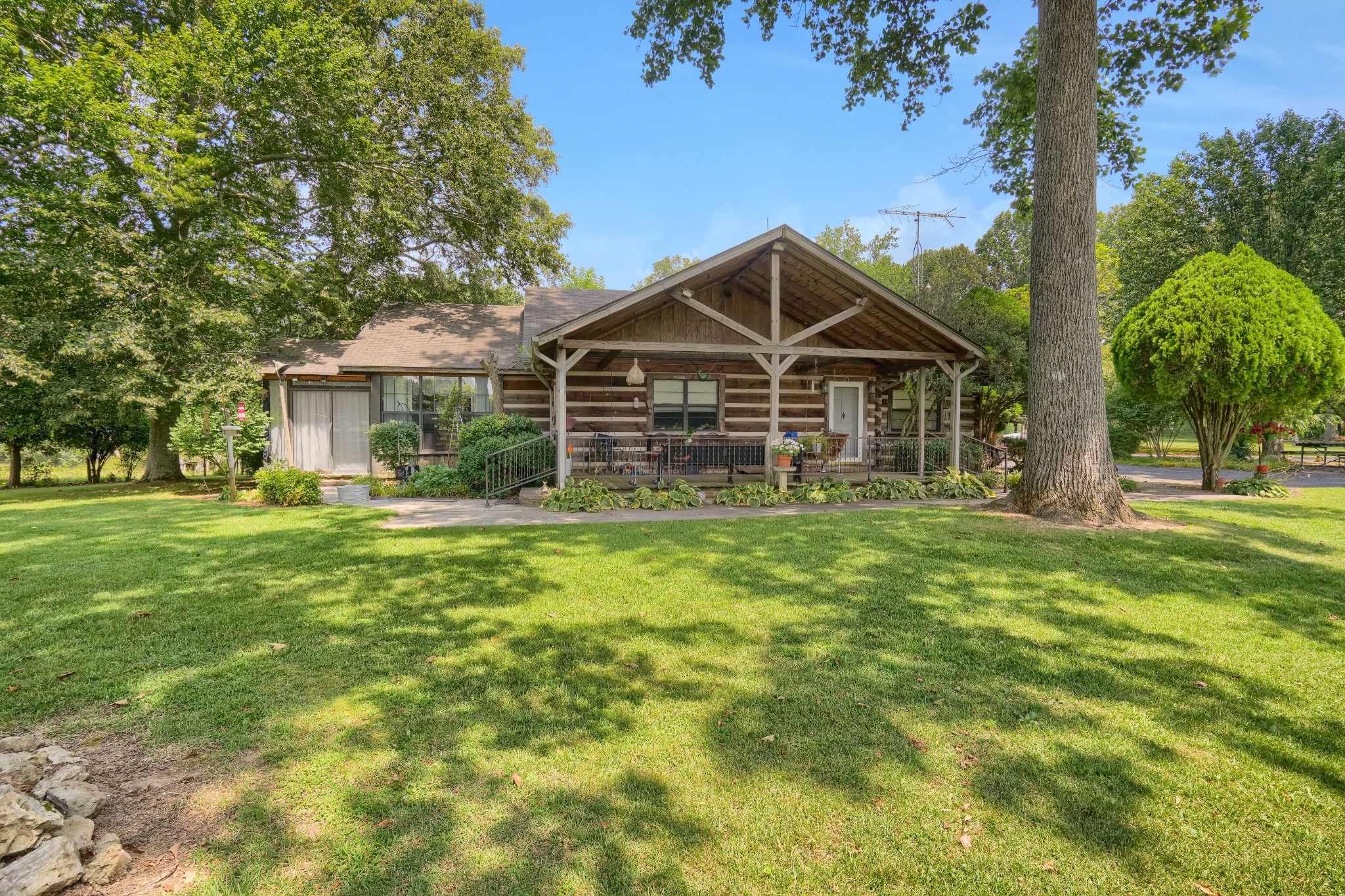 967 Mud Creek Rd