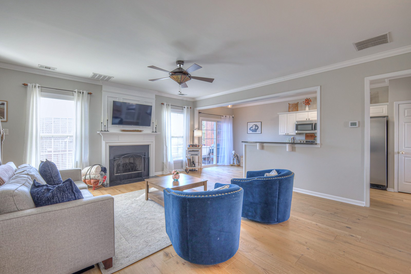 437 Old Towne Dr
