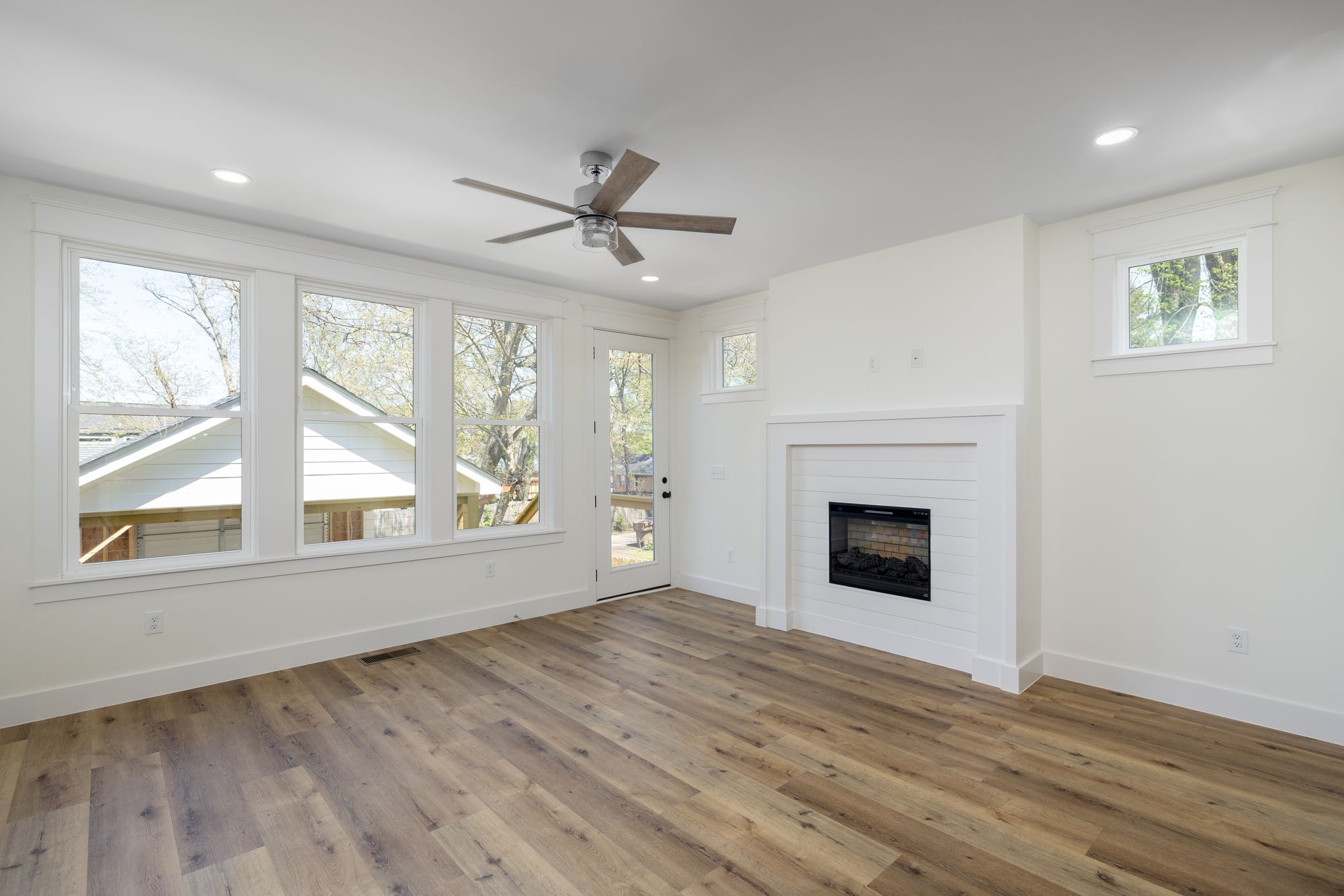 340A Peachtree St