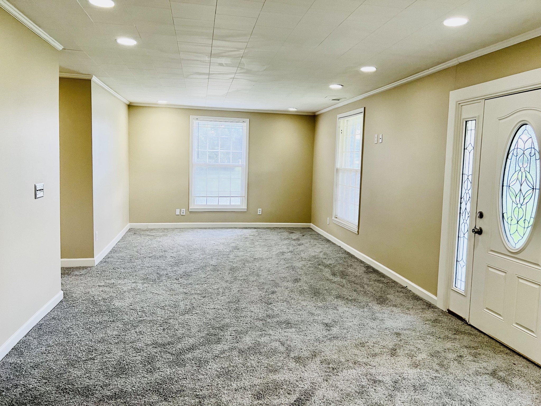 1556 Sparta Pike