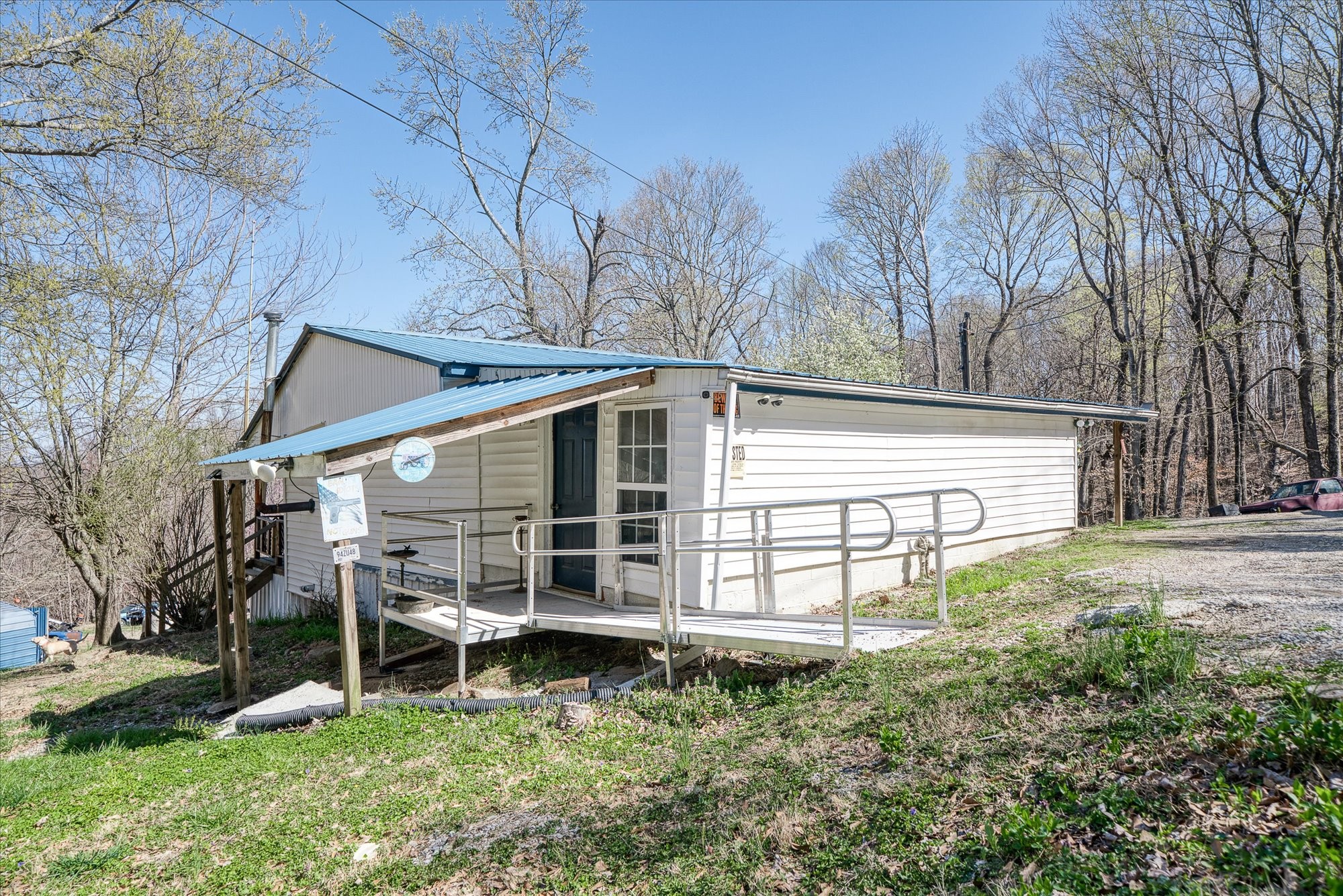 618 Old Baker Mountain Rd