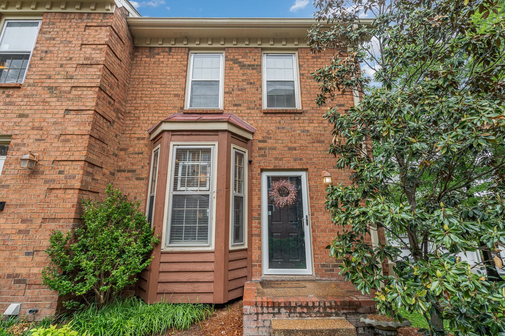 3110 W End Cir