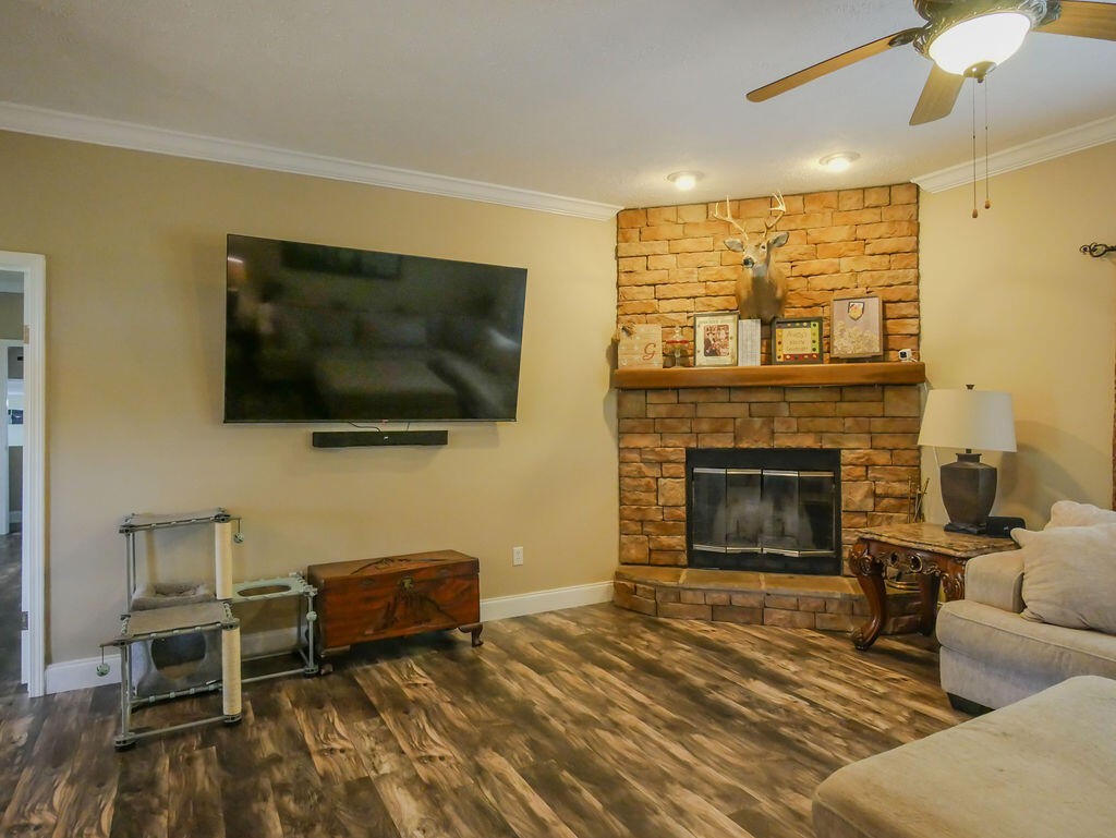 166 County Road 168