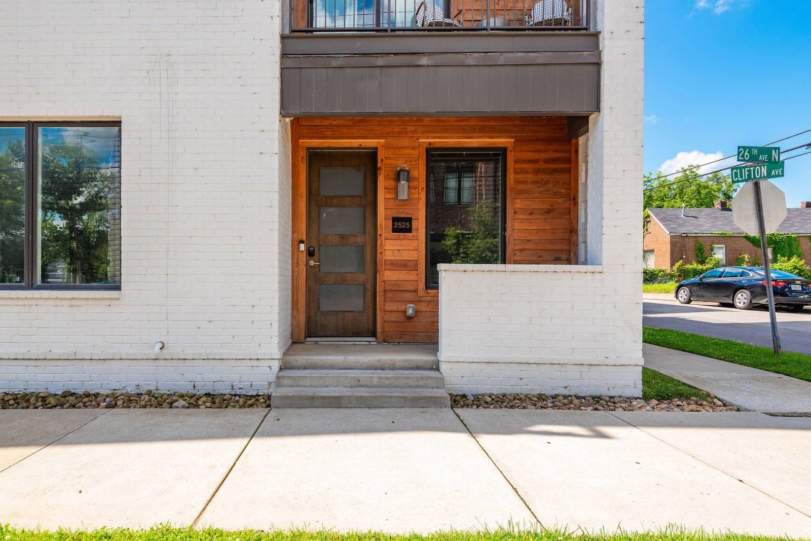2525 Clifton Ave