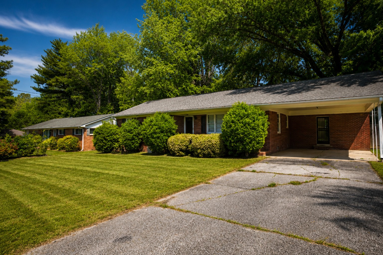 85 Charjean Dr