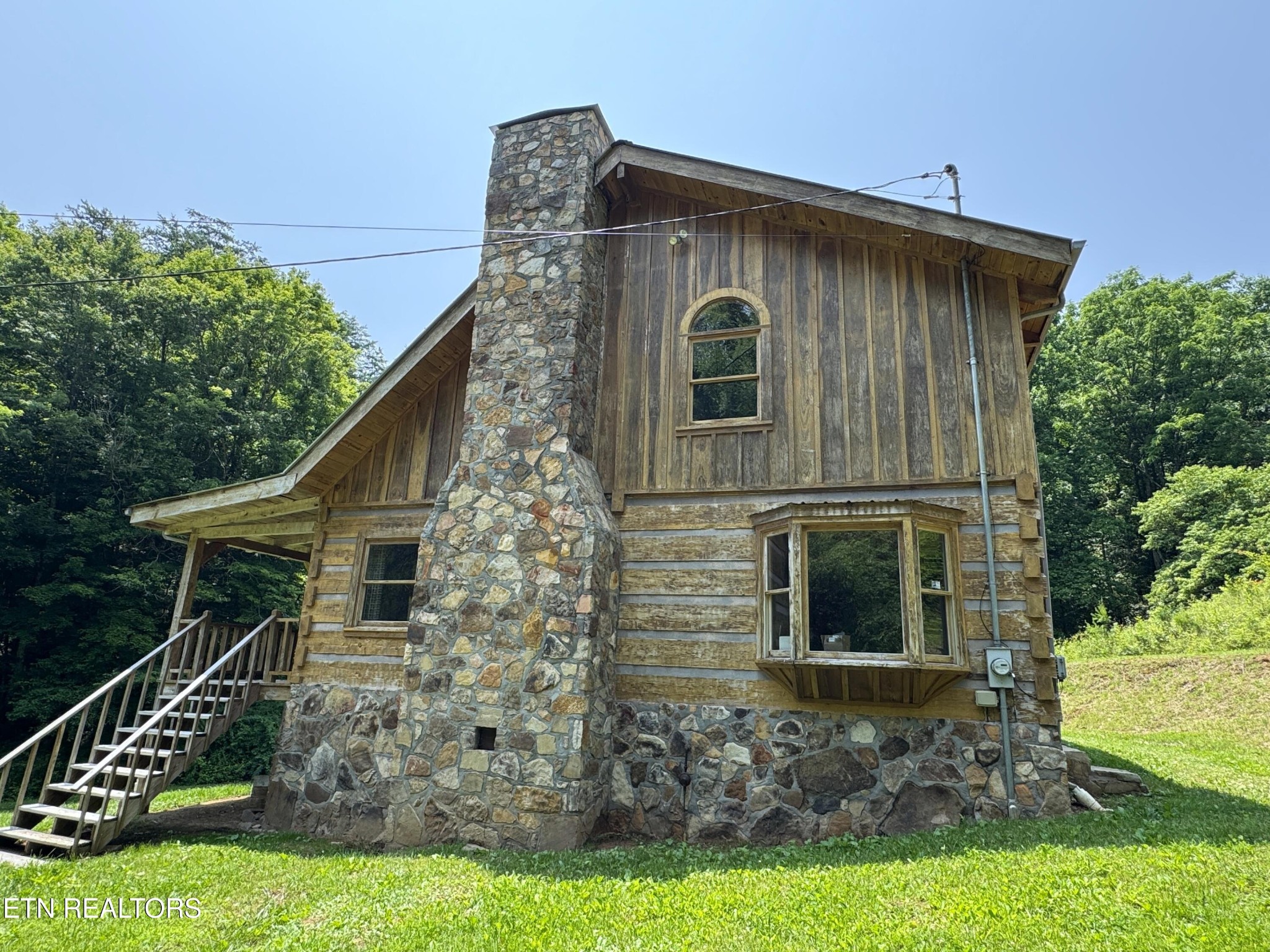 453 Trentham Hollow Rd