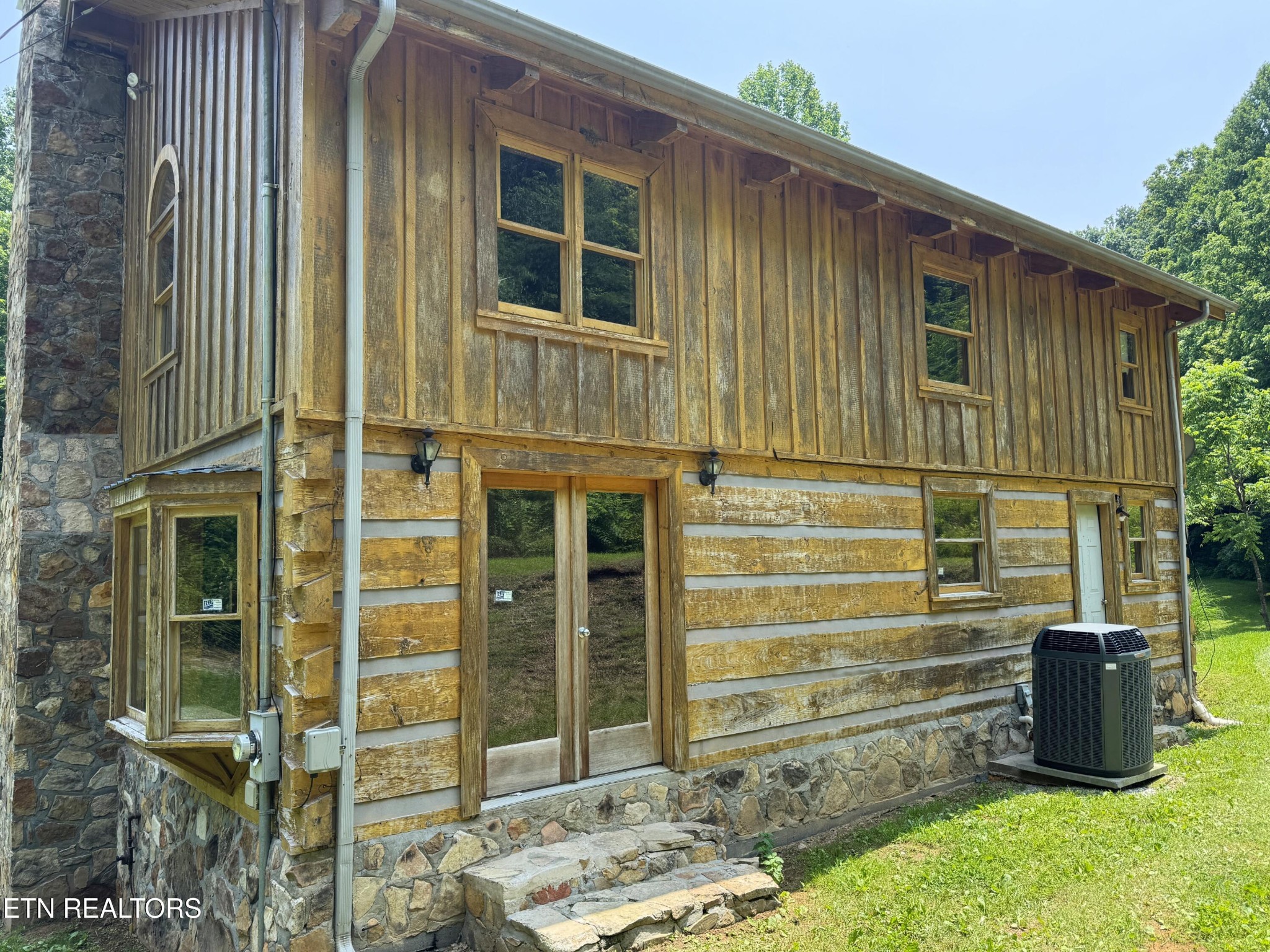 453 Trentham Hollow Rd
