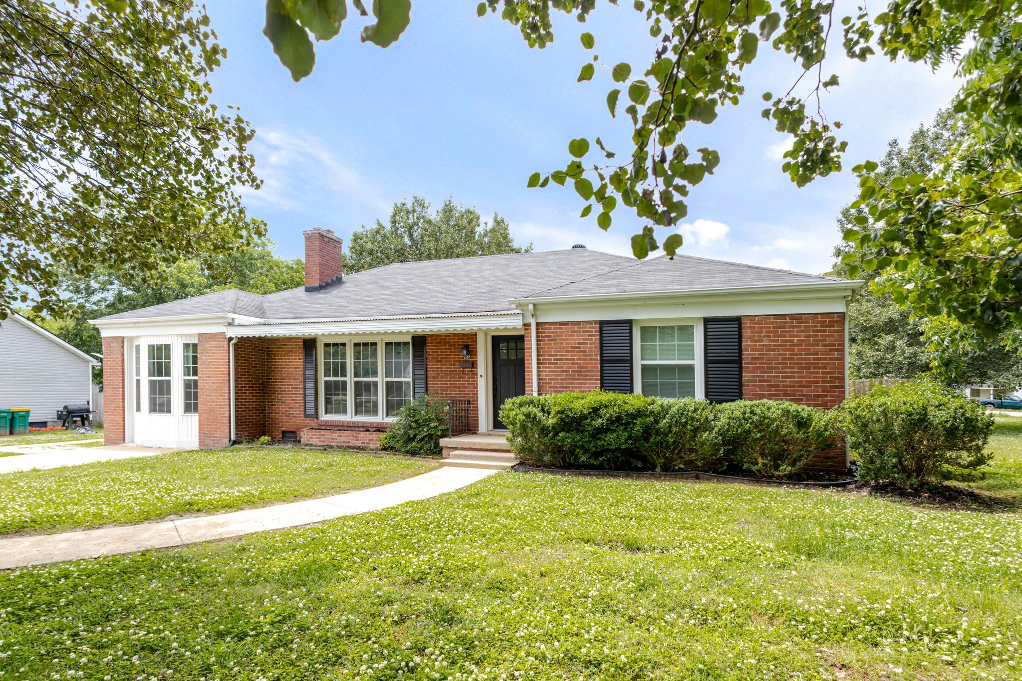 238 Elm Ave