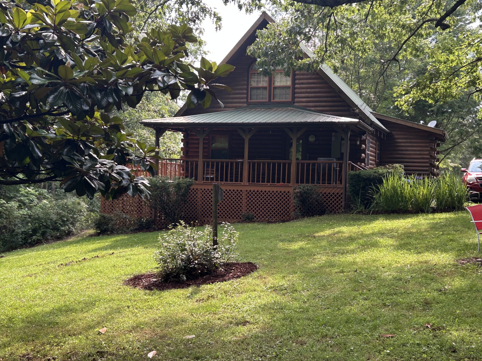 10 Meadow Brook Ln