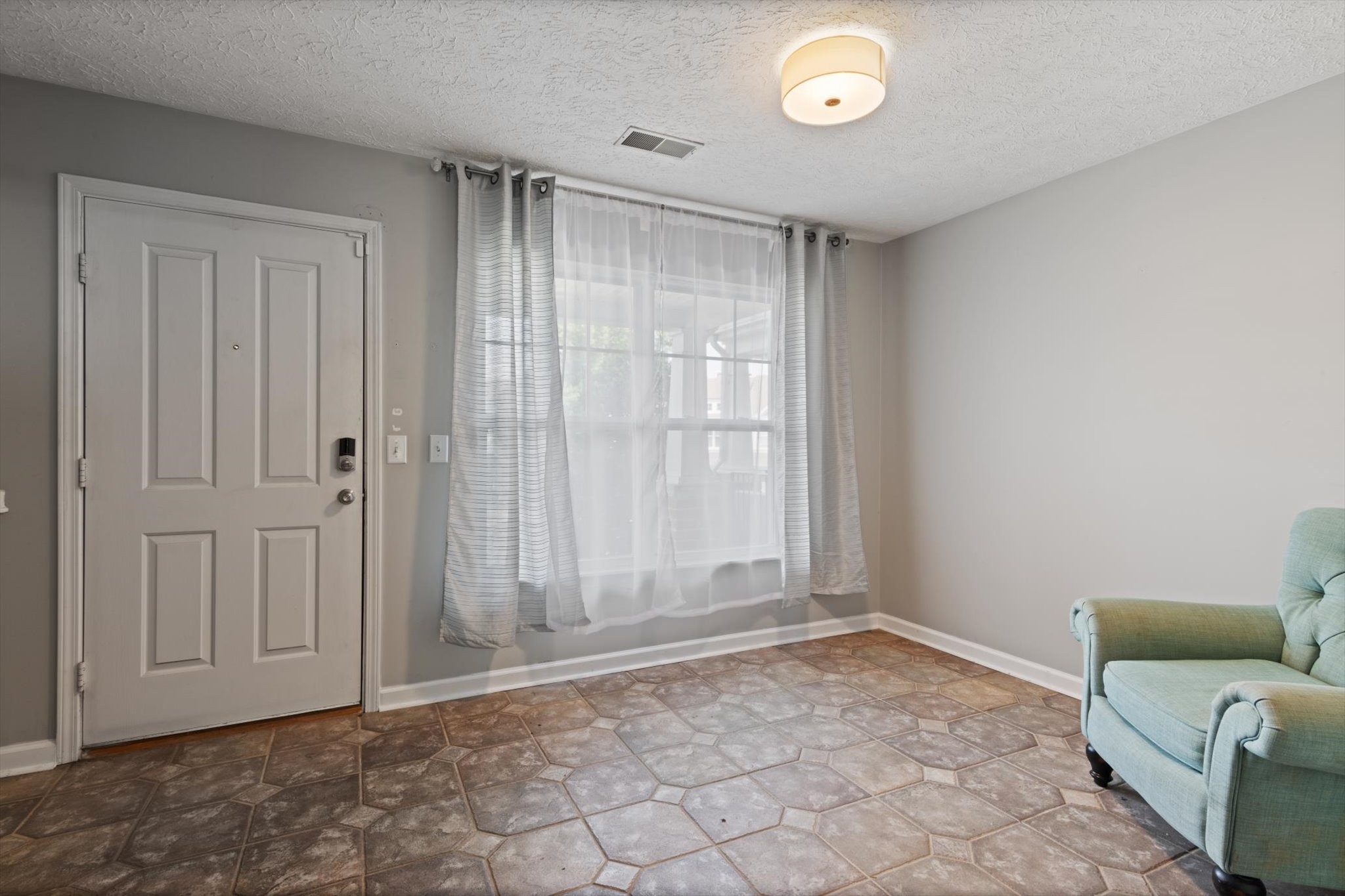 566 Flintlock Ct