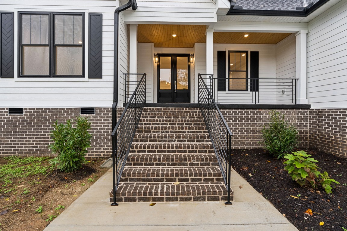 6461 Hwy 48, N