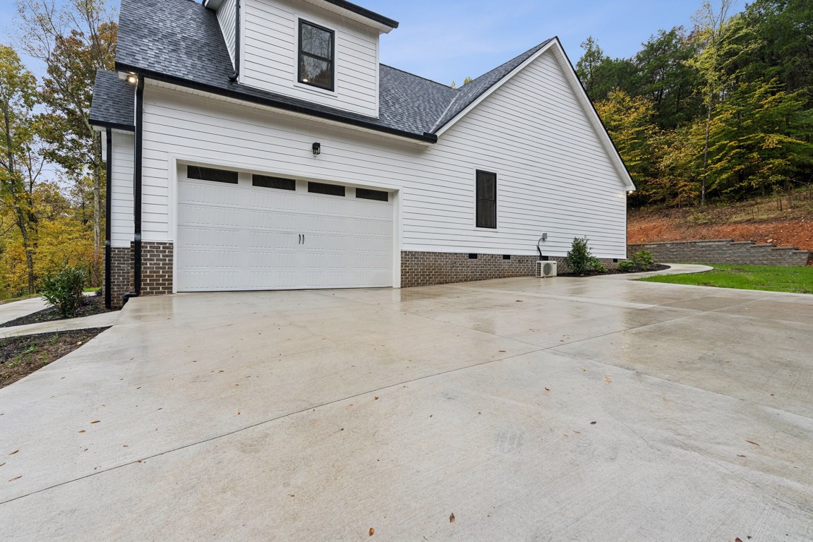 6461 Hwy 48, N