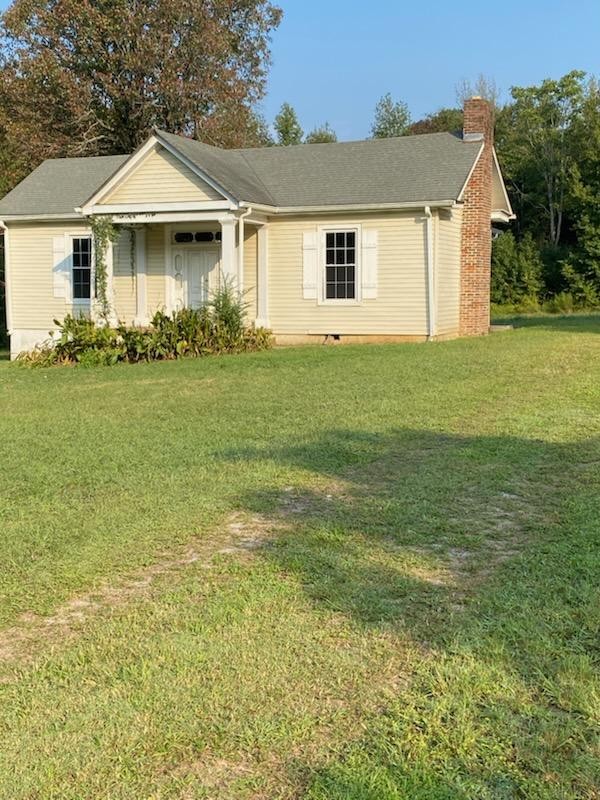 972 Fall River Rd