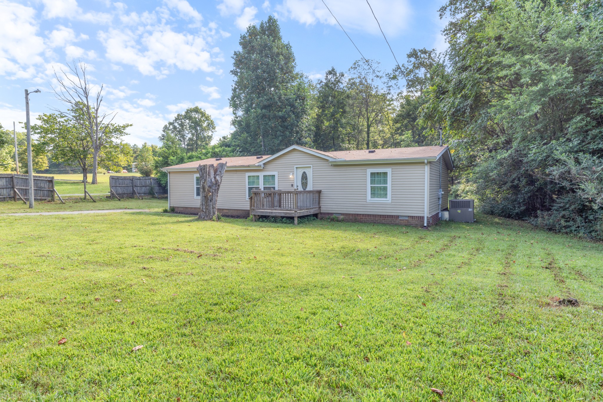 145 Bishop Ln