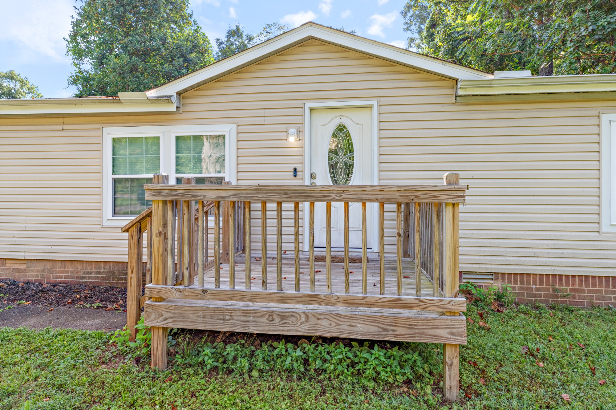 145 Bishop Ln