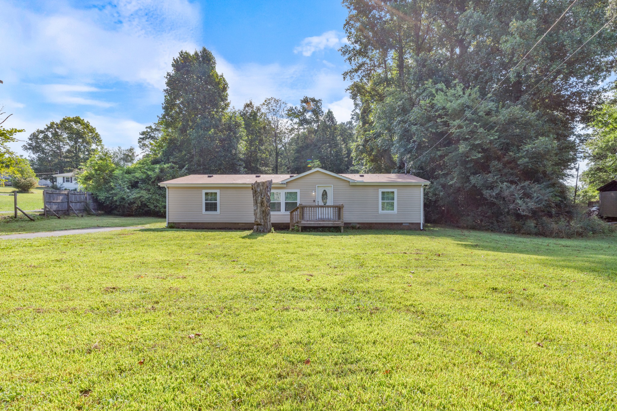 145 Bishop Ln