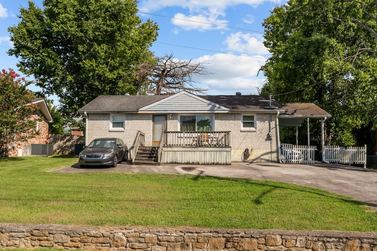 478 Sunliner Dr