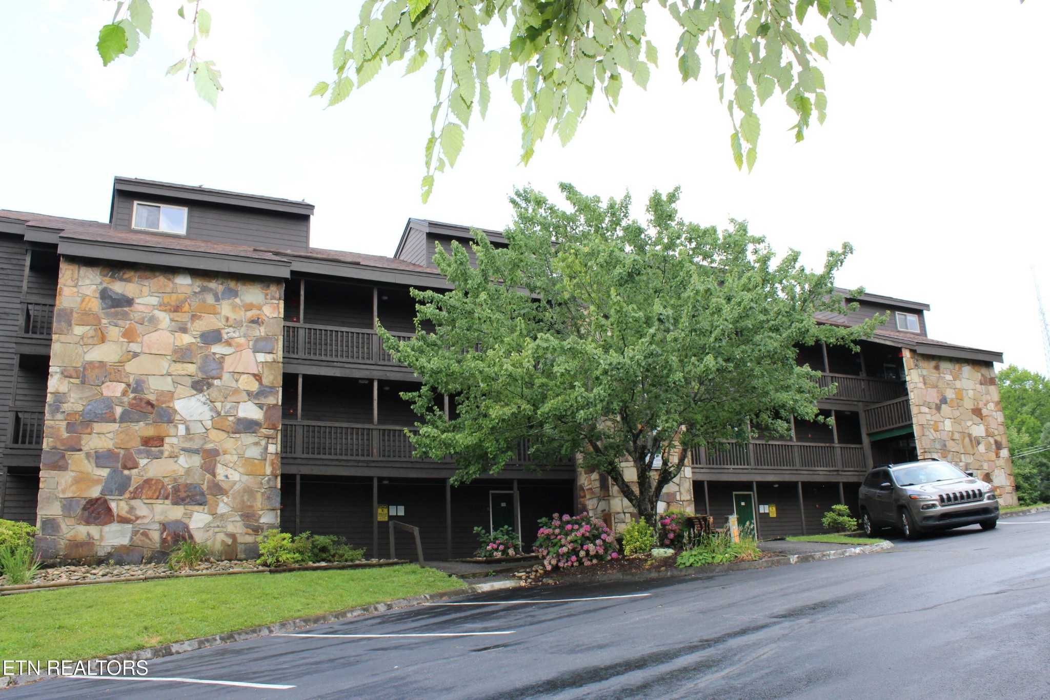 1380 Ski View Drive