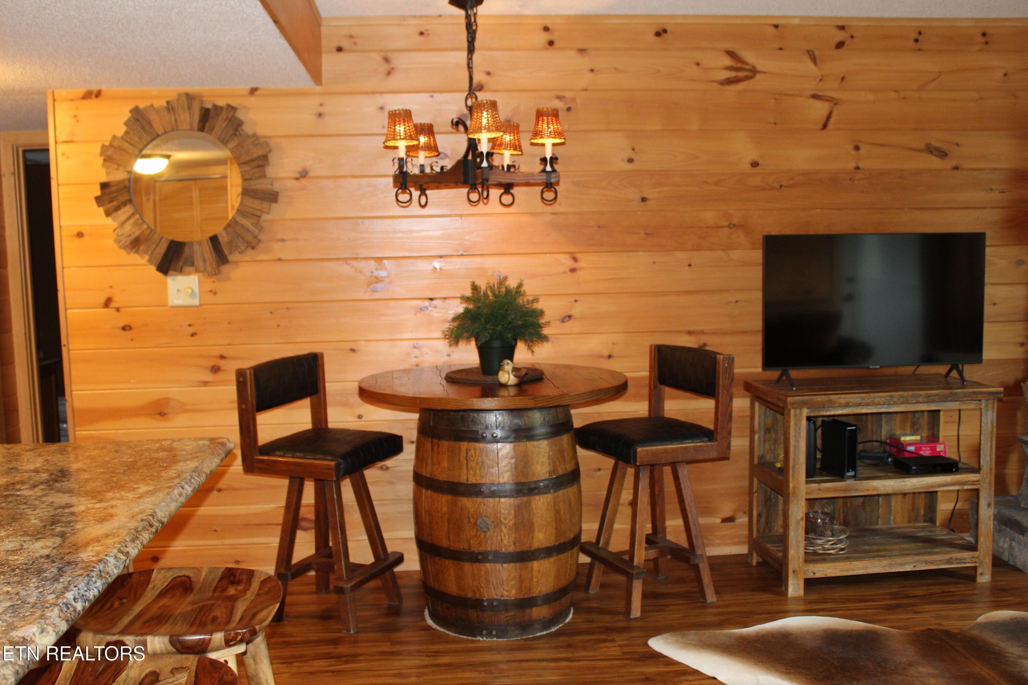 1380 Ski View Drive