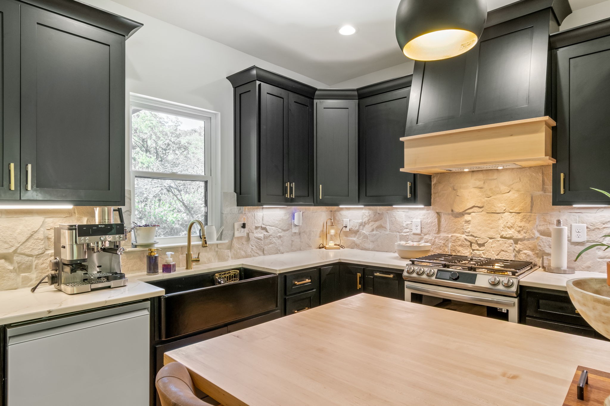 2320 Stephens Road