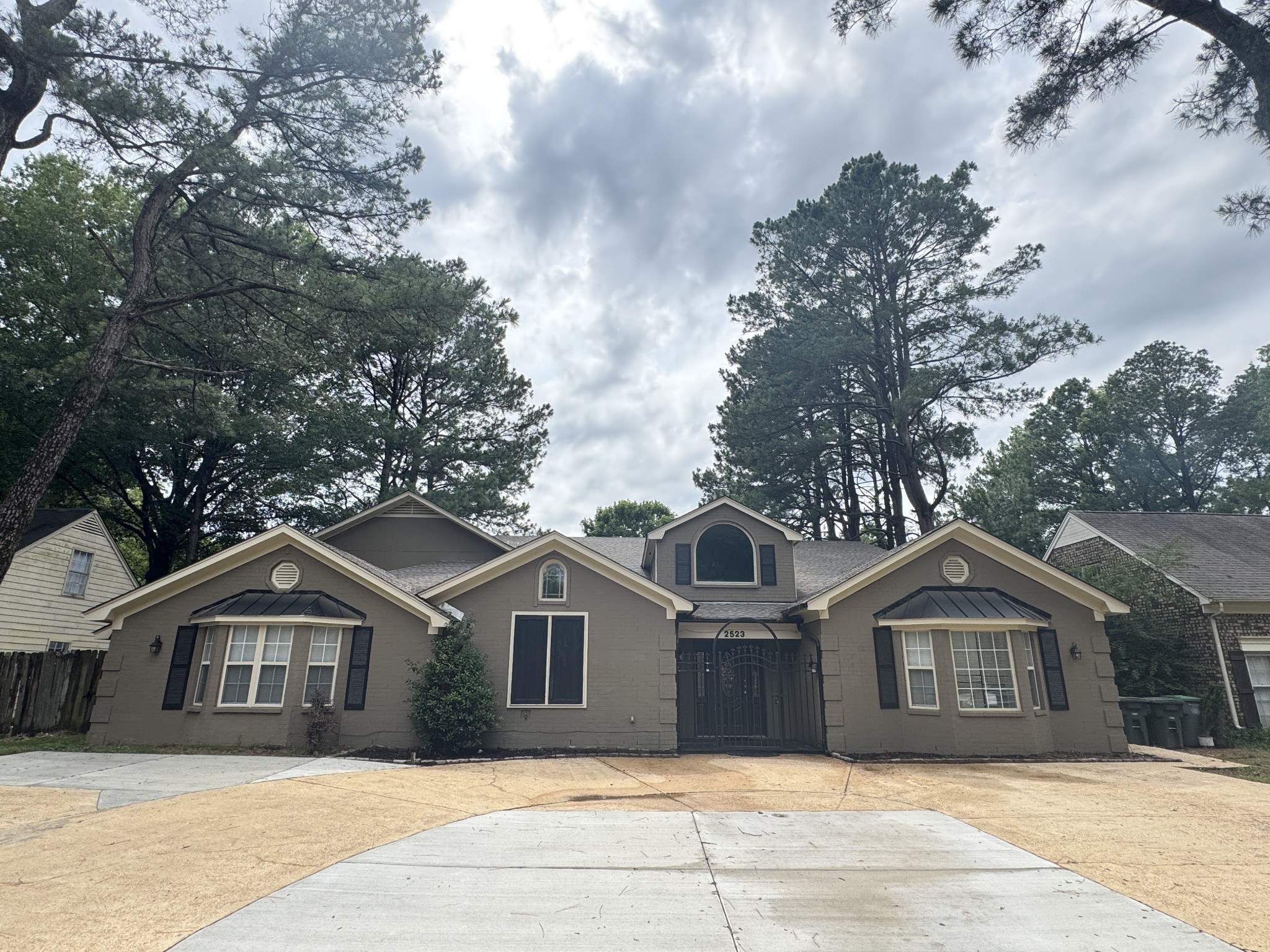 2523 Syon Dr
