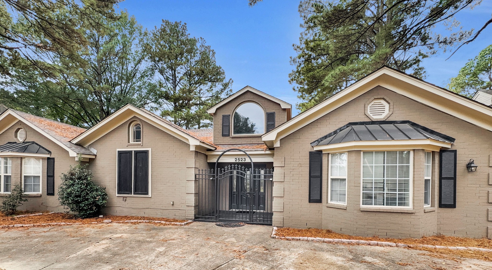 2523 Syon Dr