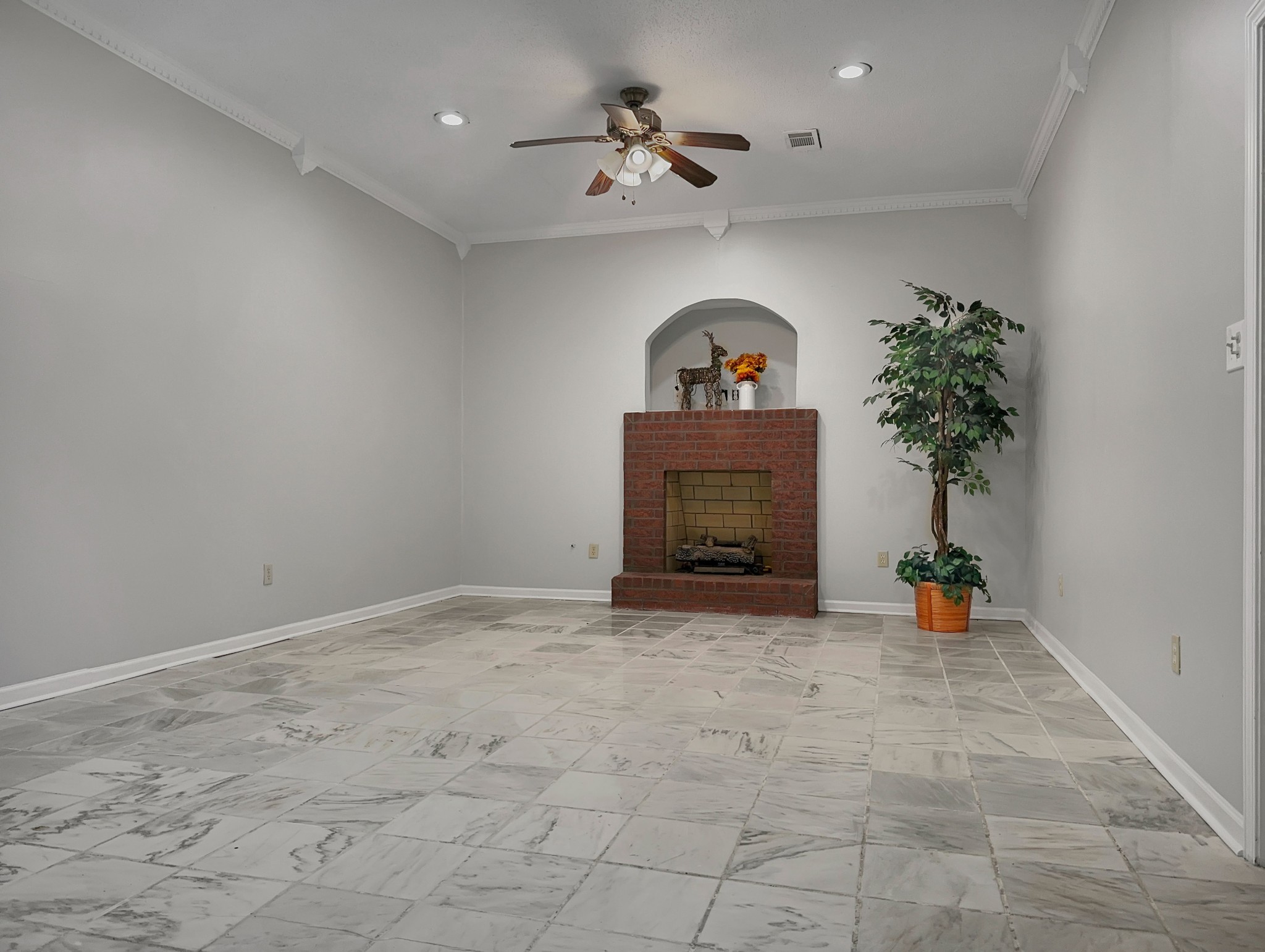 2523 Syon Dr