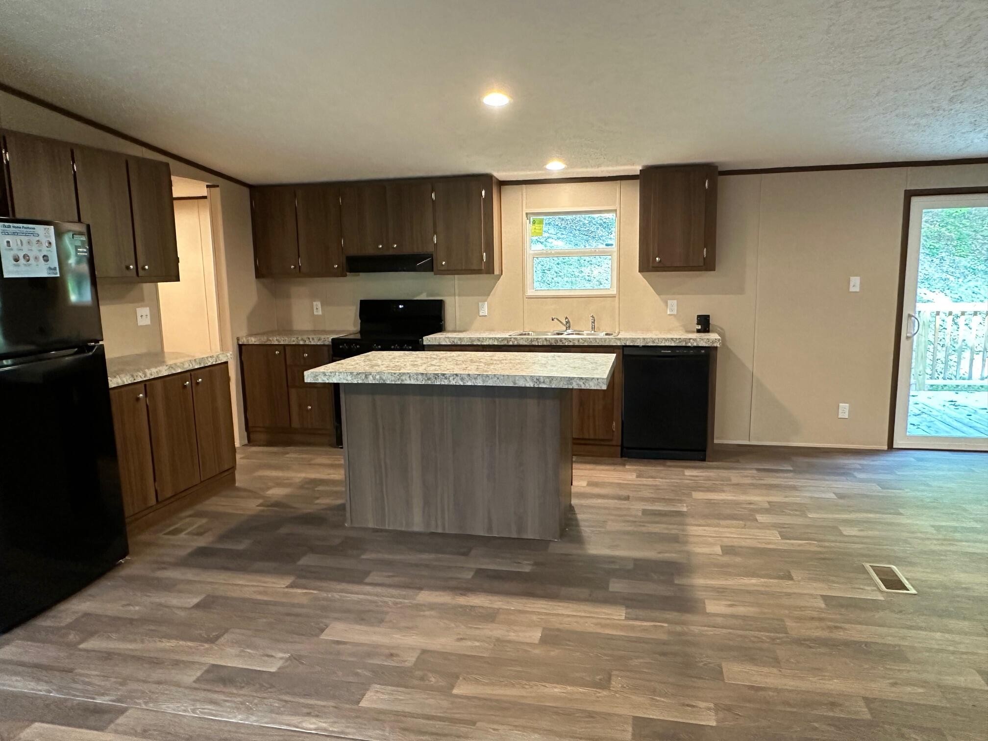 398 Jodie Lane