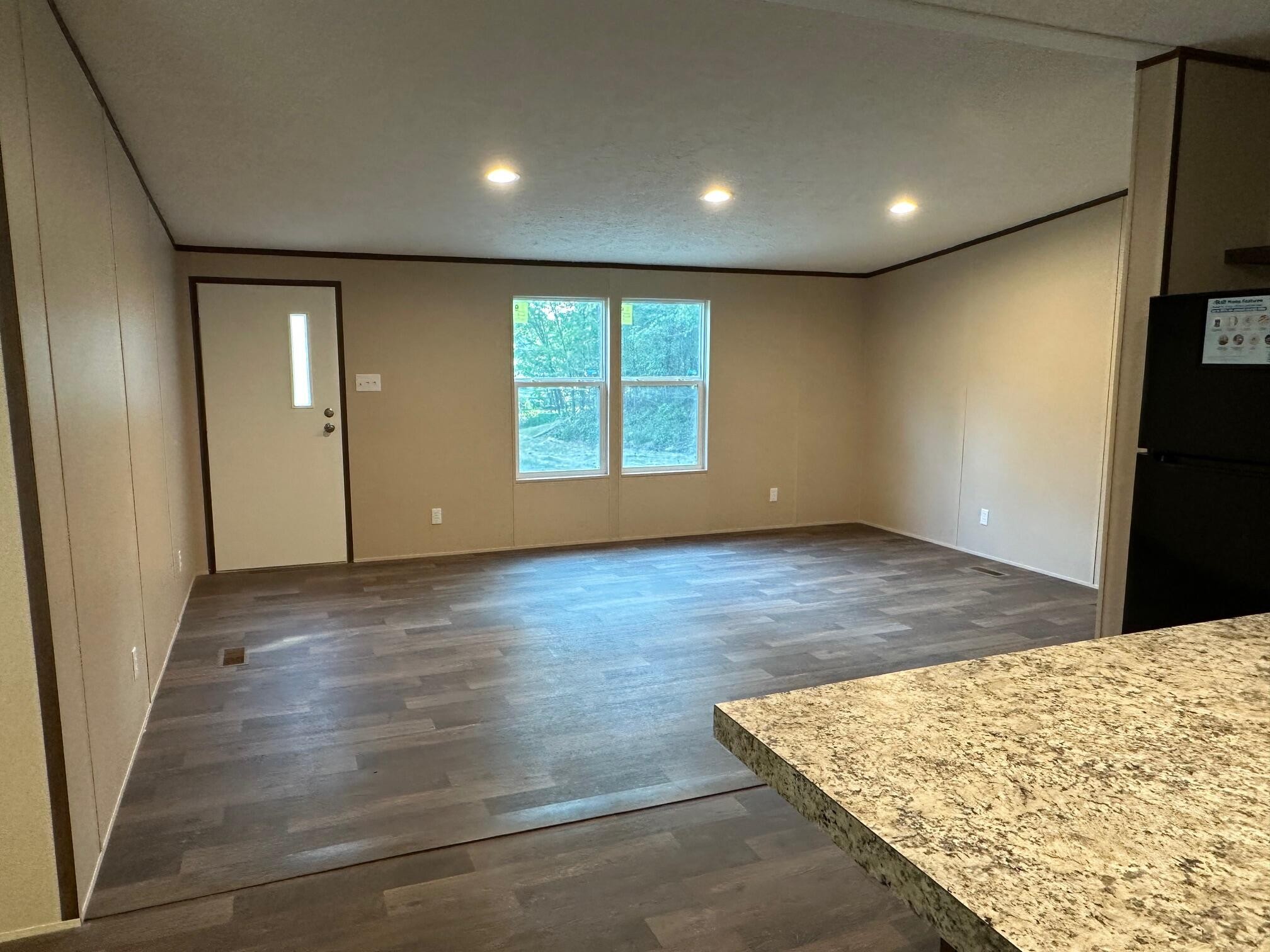 398 Jodie Lane