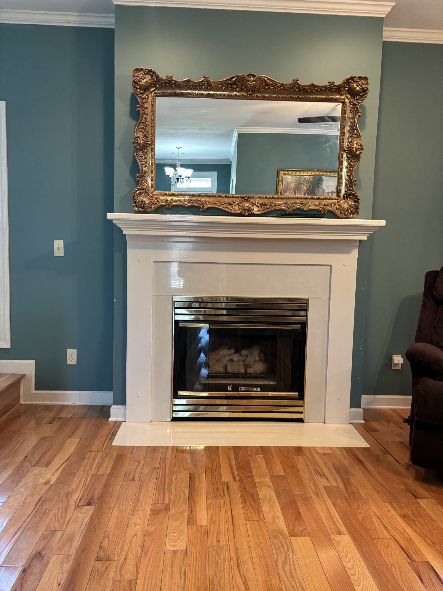 728 W Main St