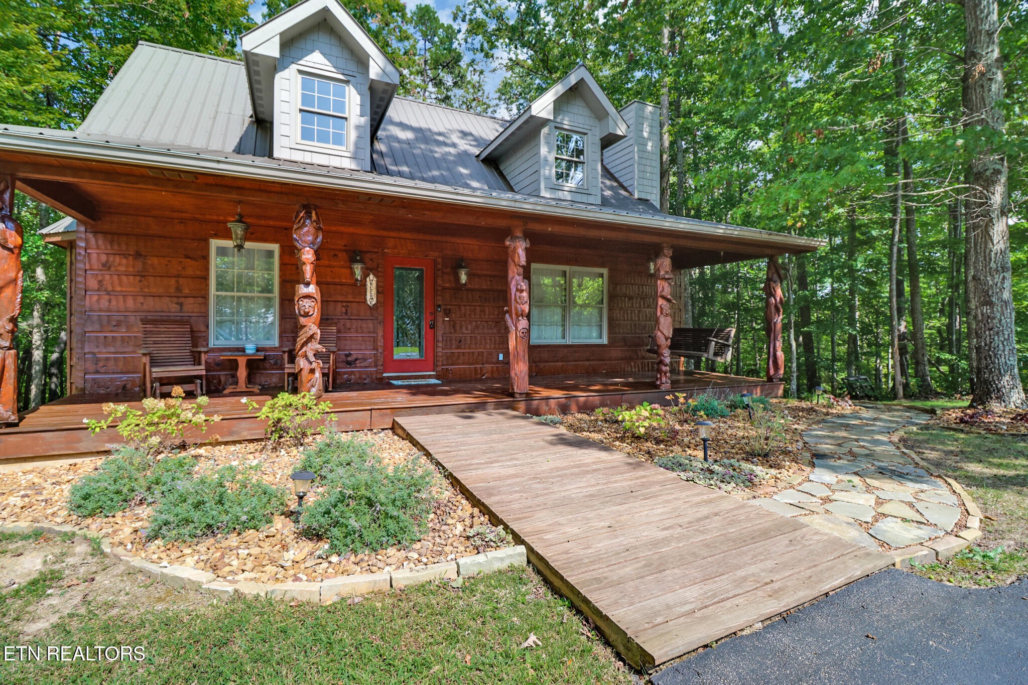 1150 Grandview Way