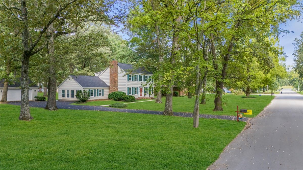 302 Marbeth Ln