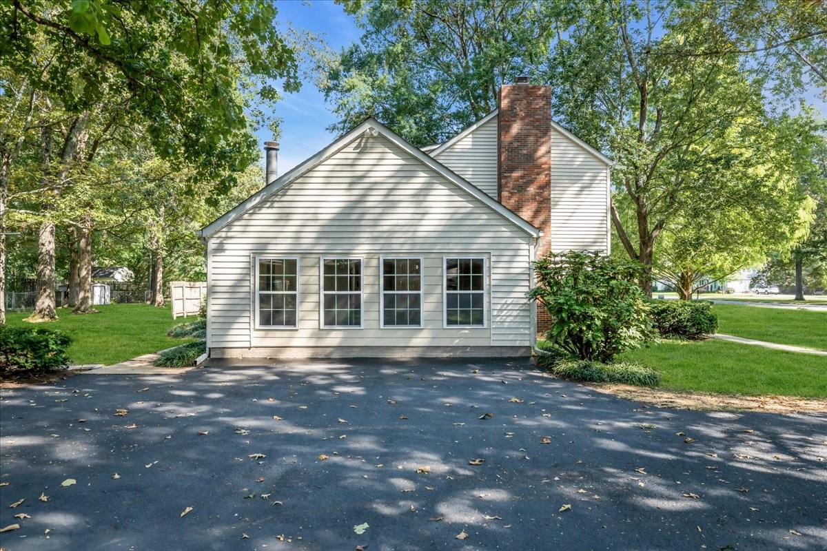 302 Marbeth Ln