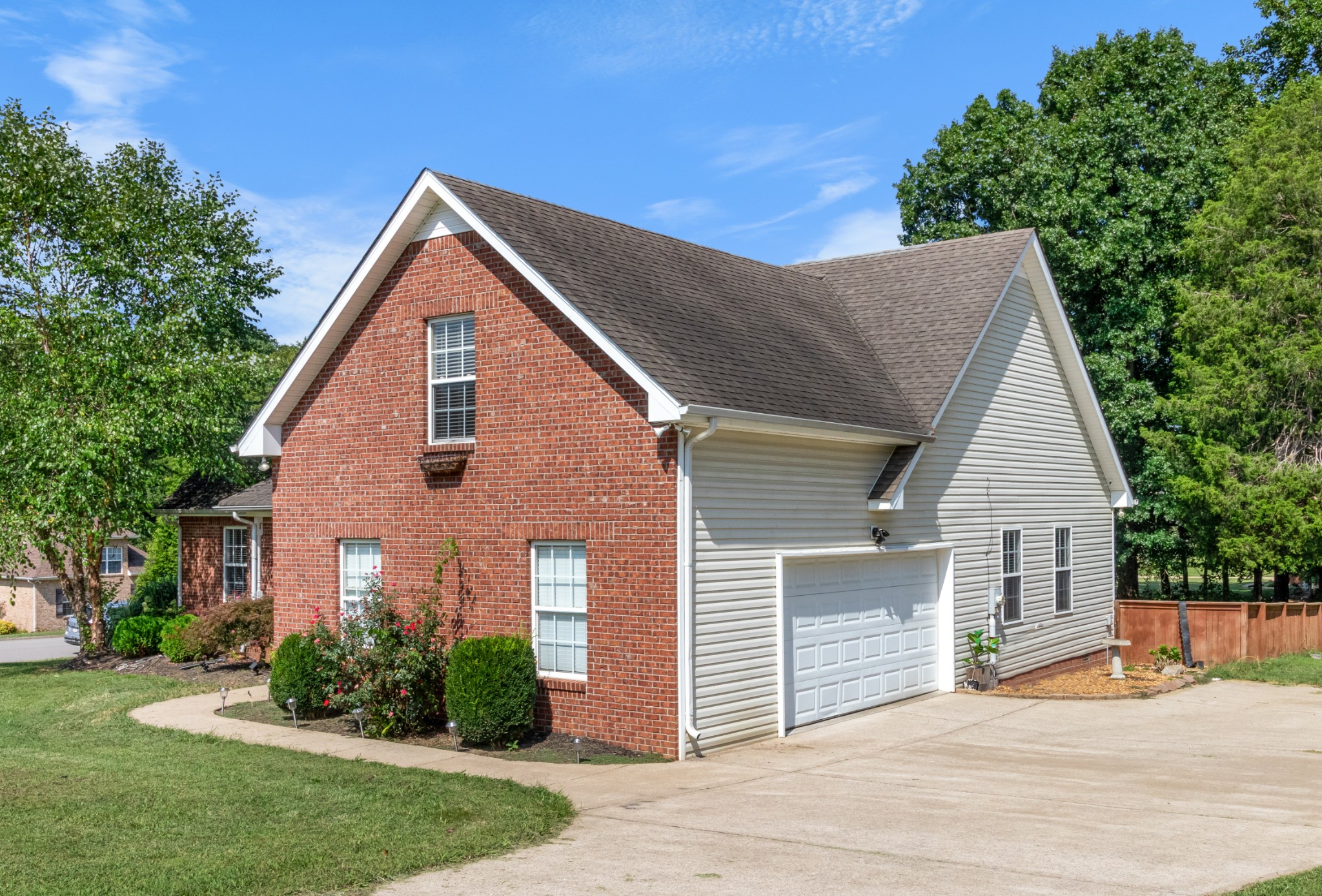 1375 Tannahill Way