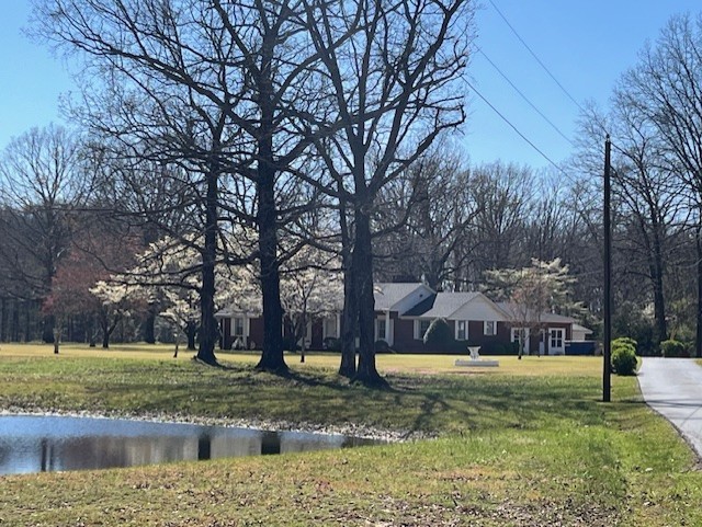 1386 Chisholm Rd