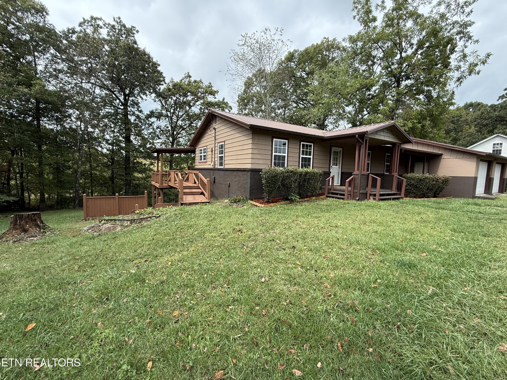 822 Allardt Hwy