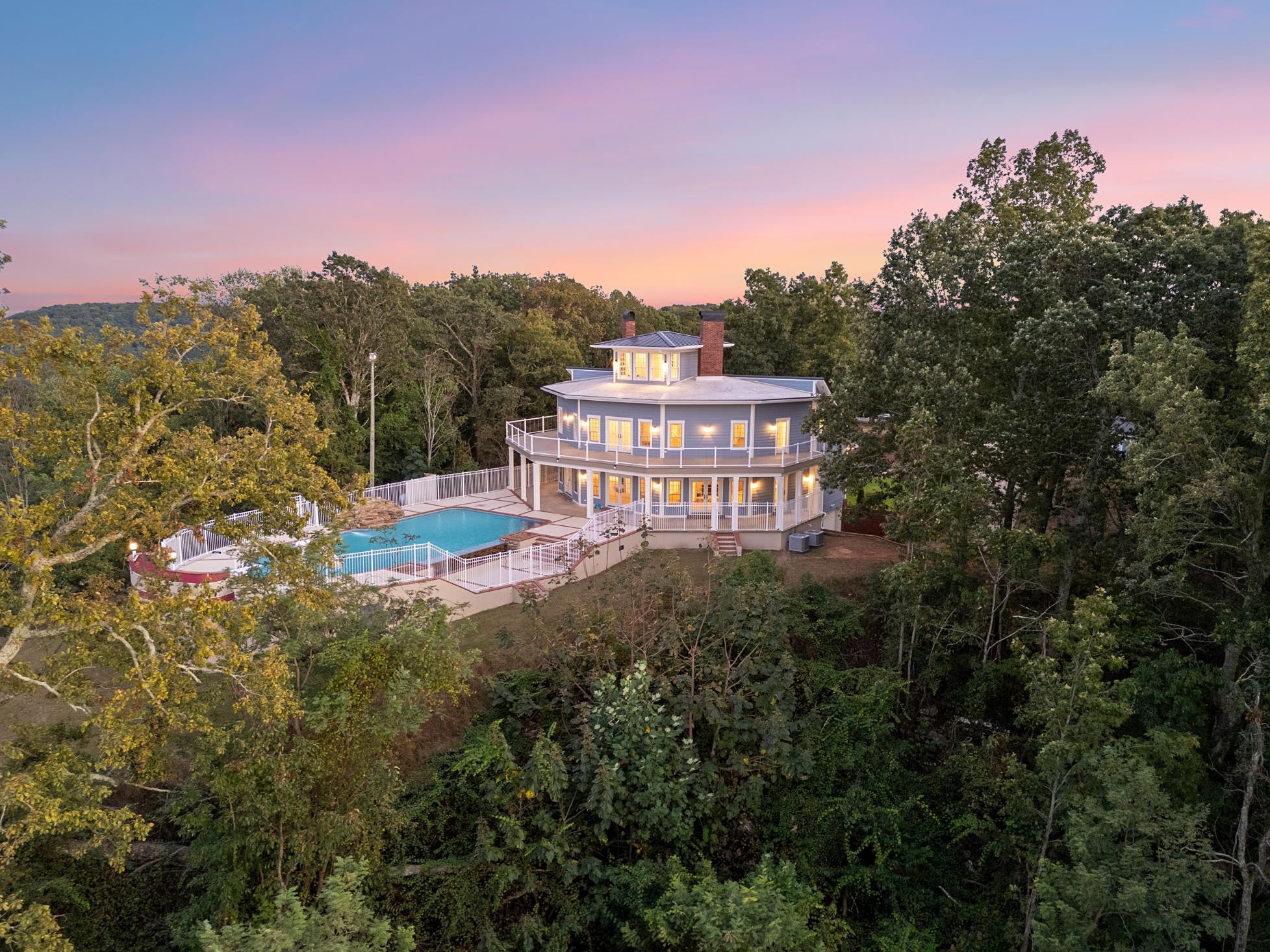 583 Bell Point Rd