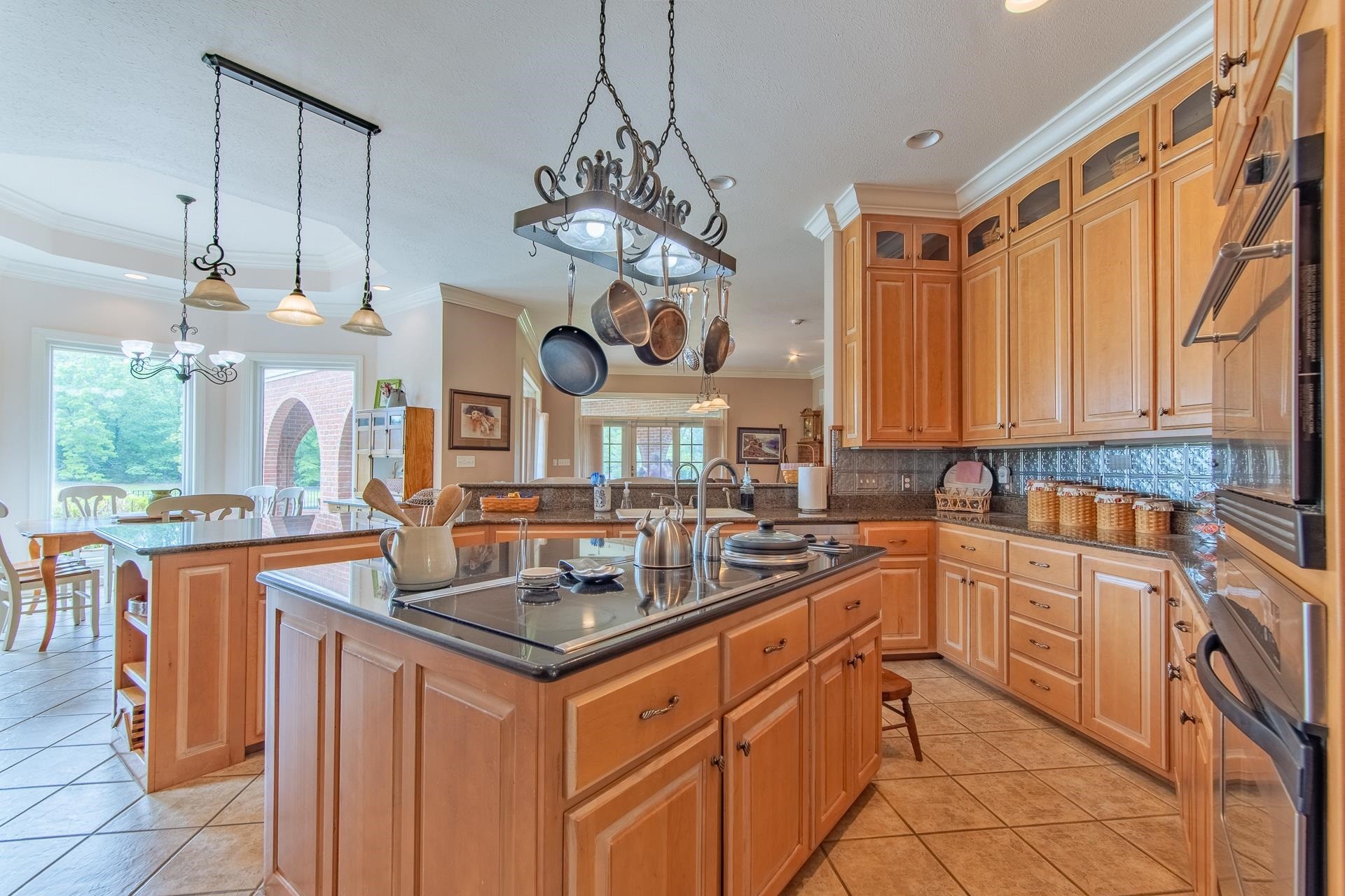 4265 CHARLIE POUNDS RD