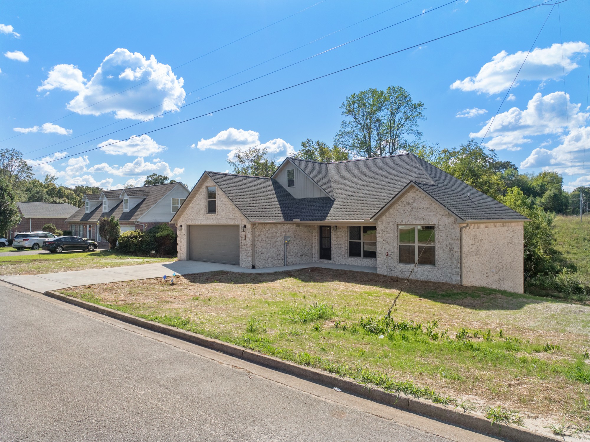 106 Derek Dr