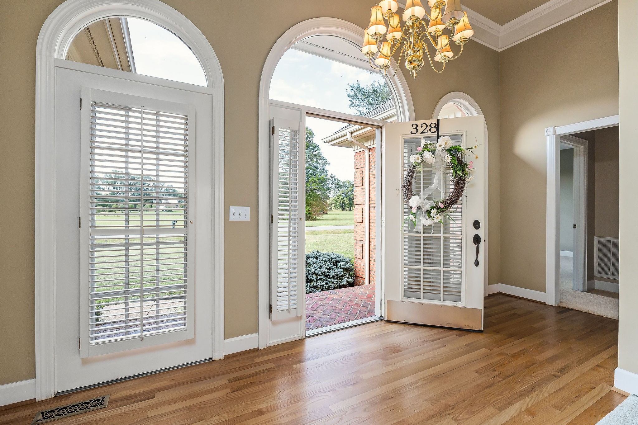328 Riley Ave