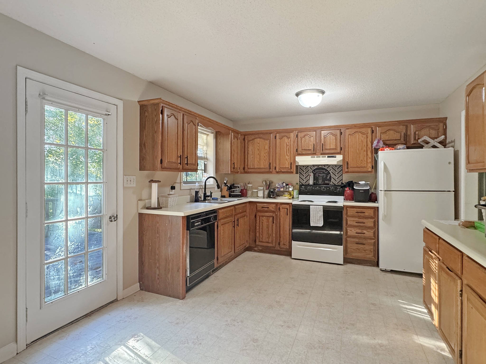 127 Lena Sykes Rd