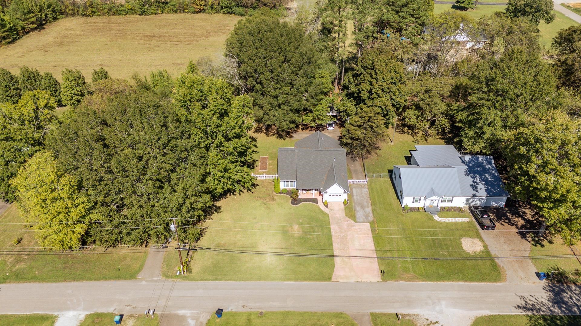 224 WILLOW DR