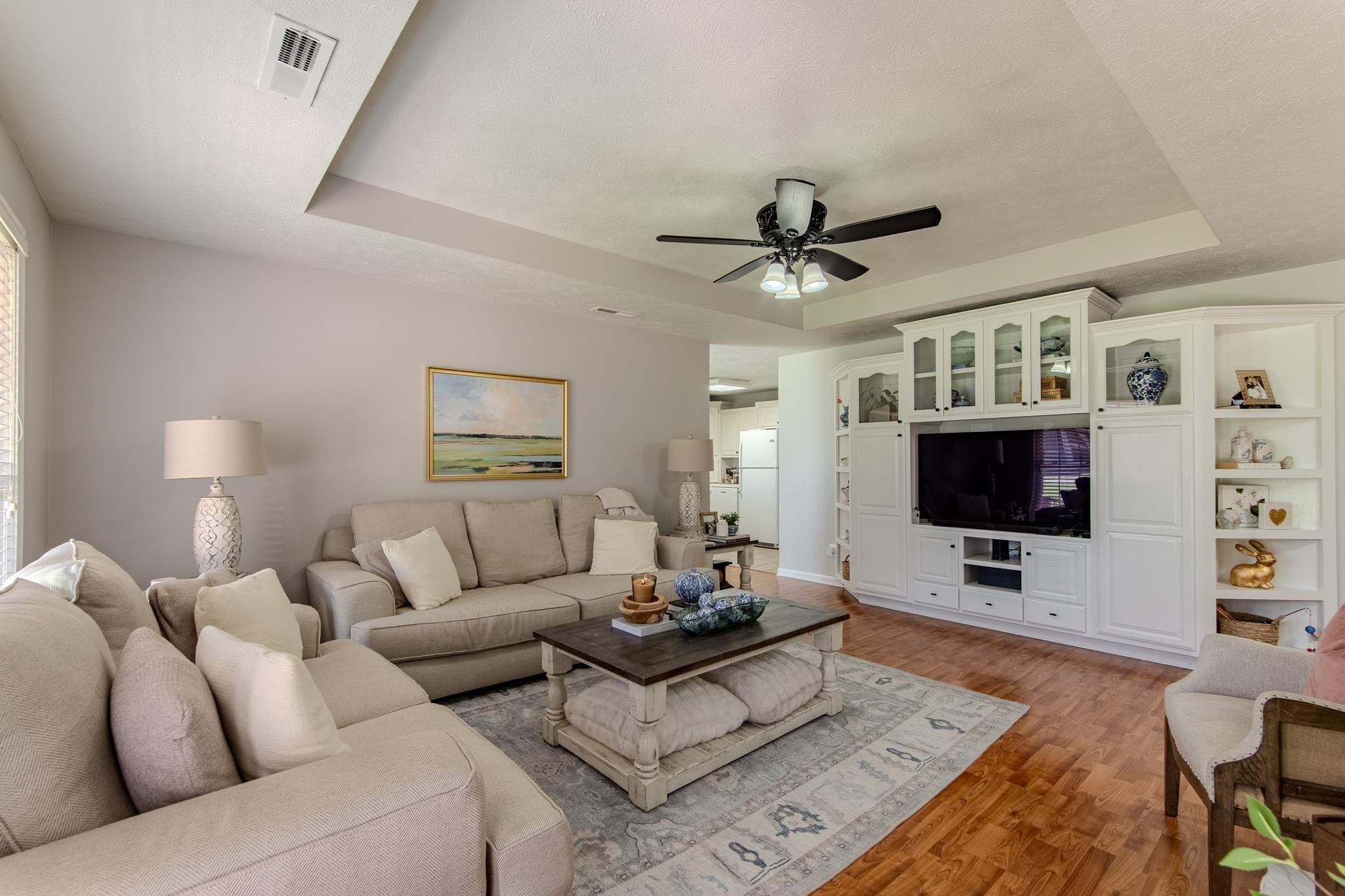 224 WILLOW DR