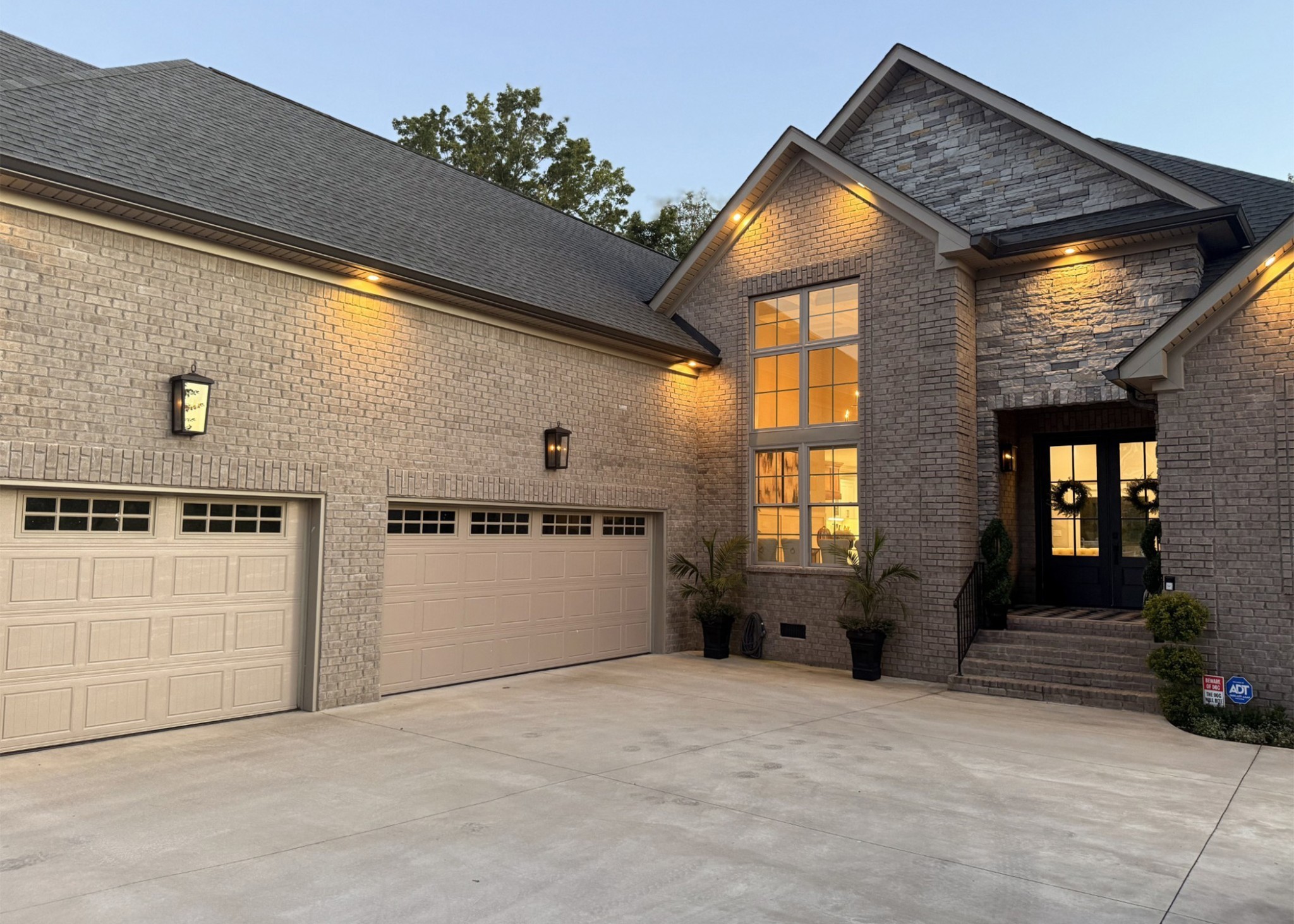 1030 Founders Ln